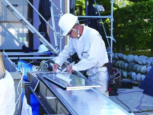建築板金職人（未経験OK・福利厚生充実）