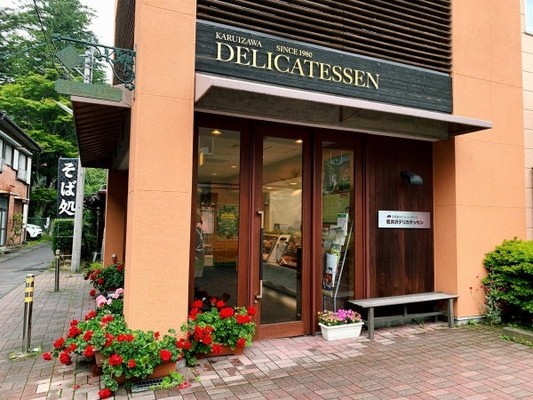 販売スタッフ