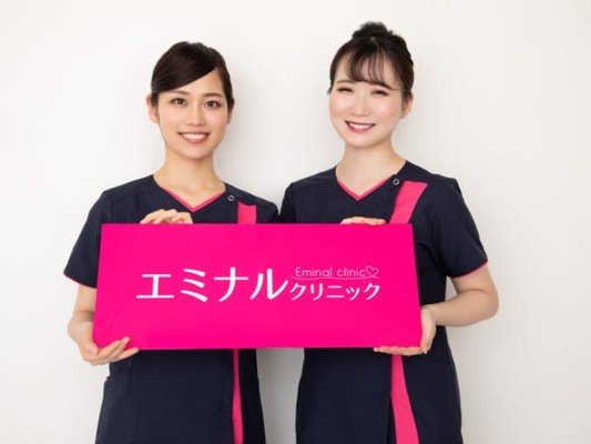 【同世代と働ける安心感】20～30代のスタッフが中心で、雰囲気の良さが自慢です！明るく協力的なチームで、悩みや相談も気軽にできる環境です！
