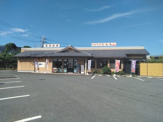 ホールスタッフ・洗い場スタッフ（経験不問）