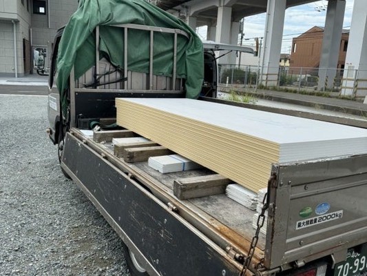 コツコツした作業の積み重ねで、大きな達成感を味わえる仕事です。