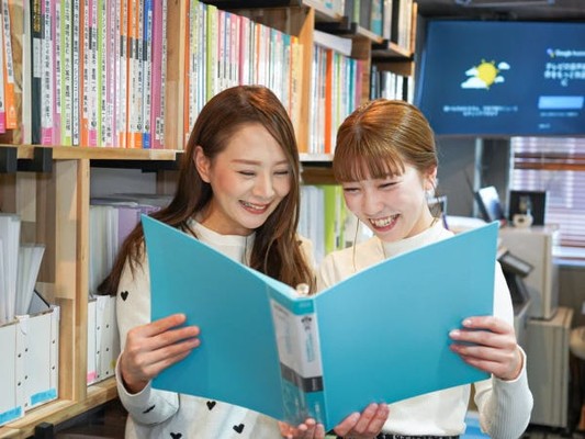 事務スタッフ・不動産の事務スタッフ（未経験歓迎・髪染めOK）