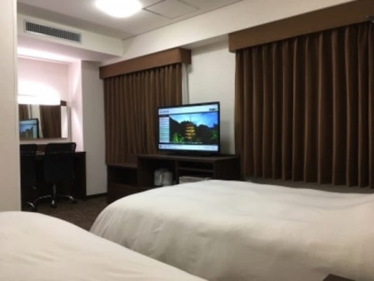 ホテルスタッフ