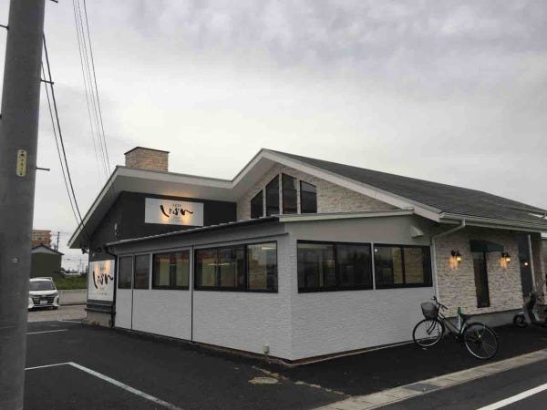 フロアスタッフ（製菓作成できる方大歓迎）