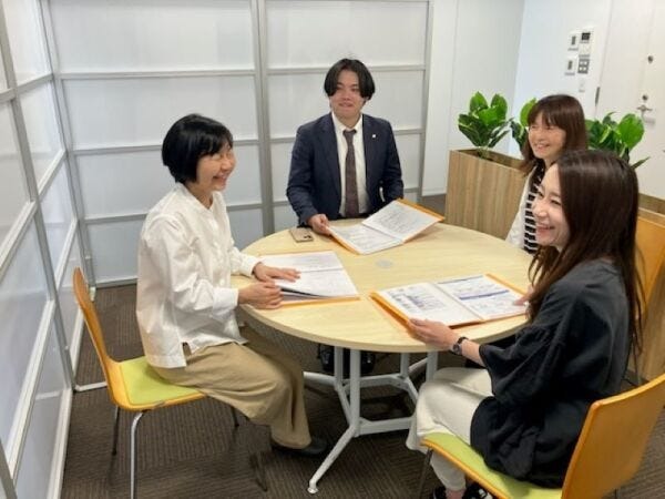 テレアポさんと軽くミーティング中