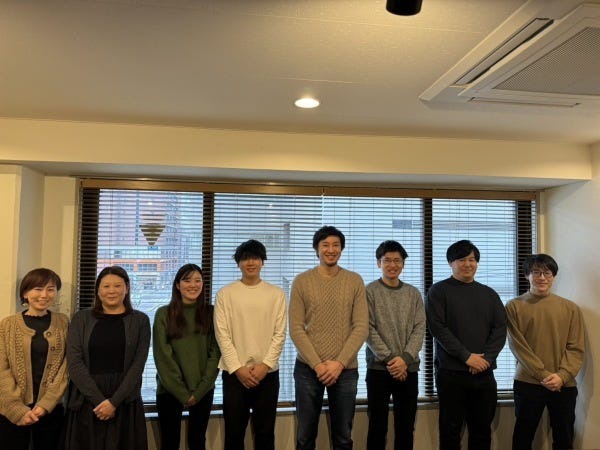 あなたと一緒に働くメンバーです♪わからない事があれば先輩達が優しく教えます♪