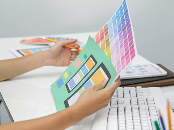 Webデザイナーとして、企業の中で活躍する方もいれば、フリーランスとして活躍している方もいます!一人ひとりのキャリアビジョンを支援します!