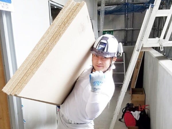 資材搬入荷揚げ軽