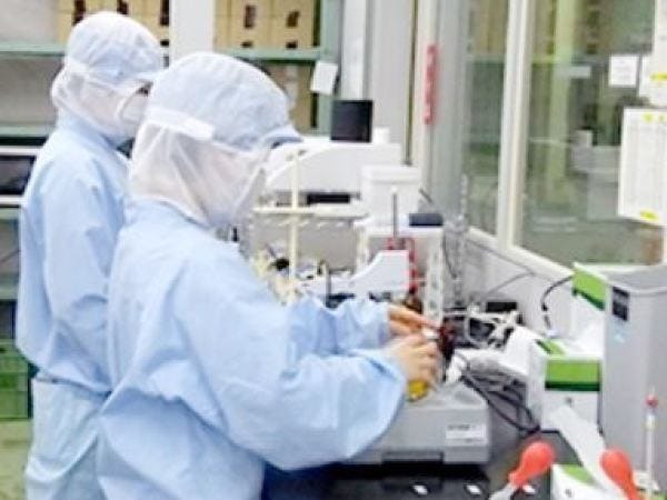 品質管理スタッフ・スパイスの品質管理（未経験OK・送迎あり）