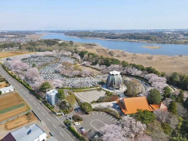 牛久沼聖地公苑　全景