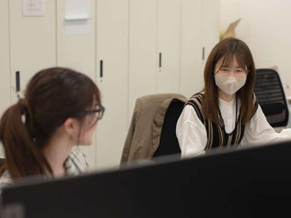 未経験歓迎！コミュニケーションを取る時間が多いため働きやすさもバツグン◎困ったことはすぐ相談してください。一緒に働ける日を楽しみにしていま！