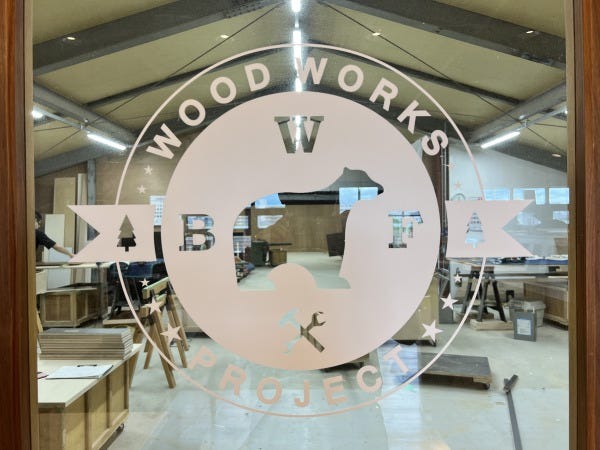 空間デザイナー・家具製作会社の空間デザイナースタッフ（経験不問・ものづくりが好きな方歓迎）