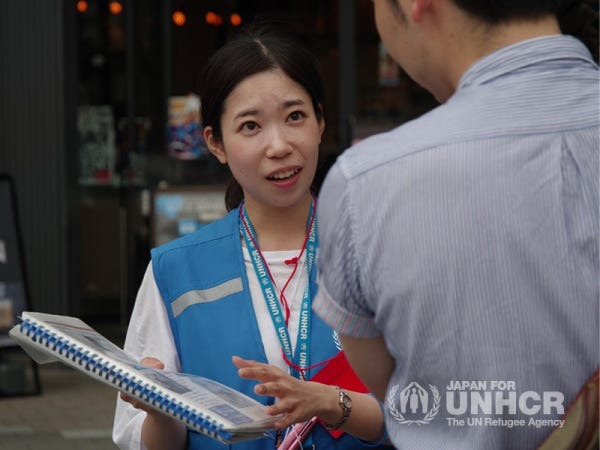 「誰かのために何かをしたい」興味を持っていても、きっかけがないと行動しにくい。だからこそ、街頭、施設、イベント会場での出逢いに意味があります