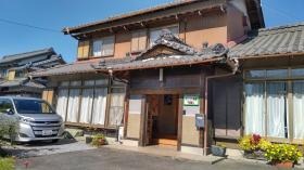 施設外観・古民家を改修したデイサービスです。