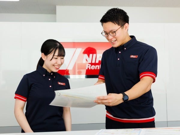 研修制度も整っているので、車の知識や接客経験等なくてもOK！先輩がしっかりサポートします◎