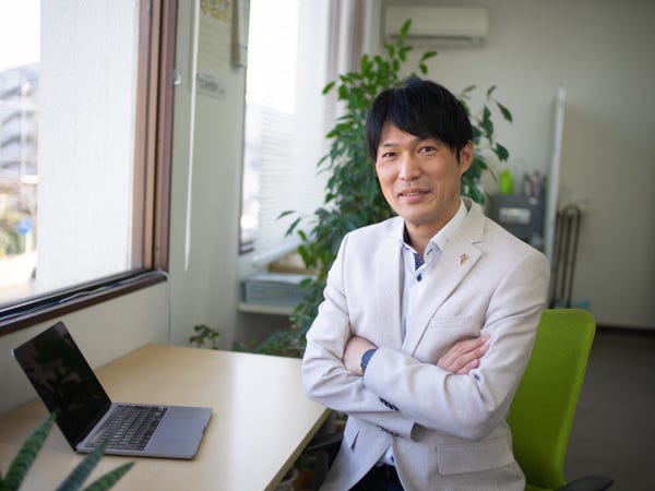 AIやITなど新しい技術に興味があったり、人と関わるのが好きな人は向いている仕事だと思います。