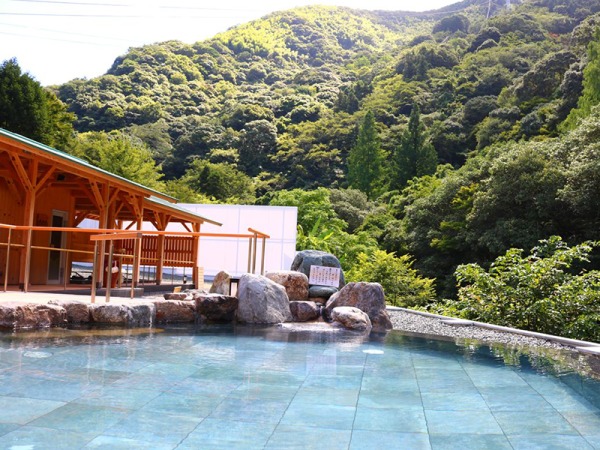 入社後は丁寧な研修・サポートがあるので、業界未経験でもお気軽に応募ください♪将来的に管理職や部門統括など、キャリアアップのチャンスも♪