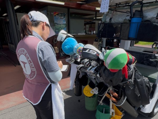 ゴルフキャディ業務（未経験OK）