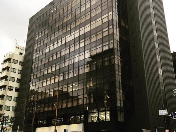 webデザイナー・アパレルメーカー