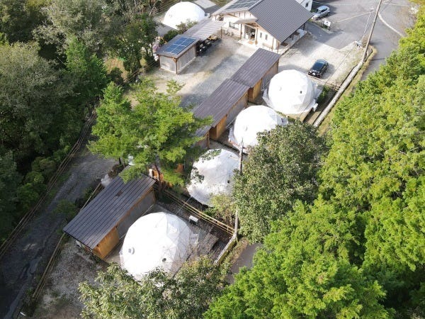 グランピング場の接客スタッフ（接客経験者歓迎）