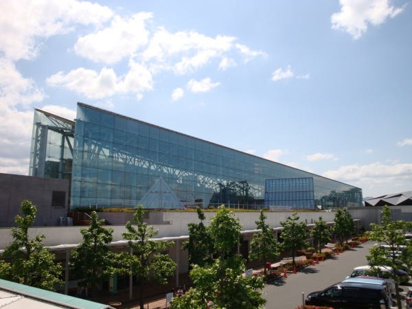 京都の人気生涯学習施設の事務スタッフ