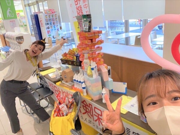 様々な年代のお客さまと接することができるので、コミュニケーション能力も身に付きます！