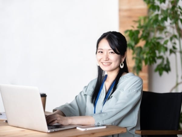 webデザイナー・Webデザイナー(ノー残業デー有)