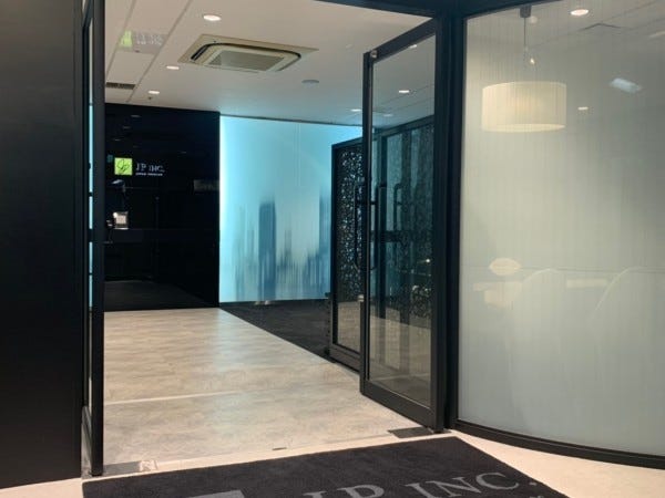 エントランス風景です♪