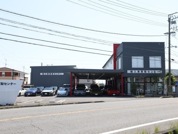 会社の外観です。西濃総合庁舎から安八方面へ車で4分