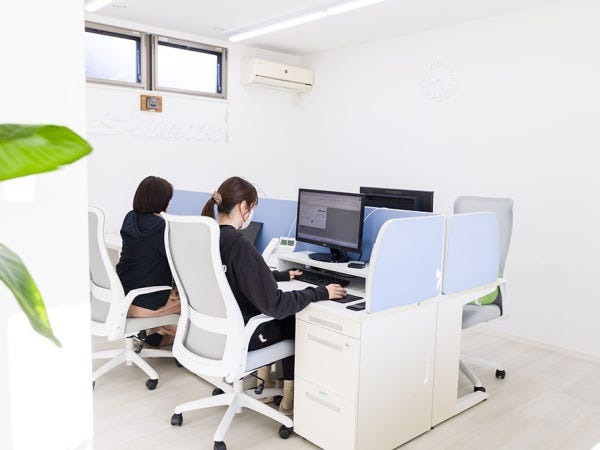 配車スタッフ・運送会社の配車スタッフ（未経験歓迎・普通自動車運転免許）