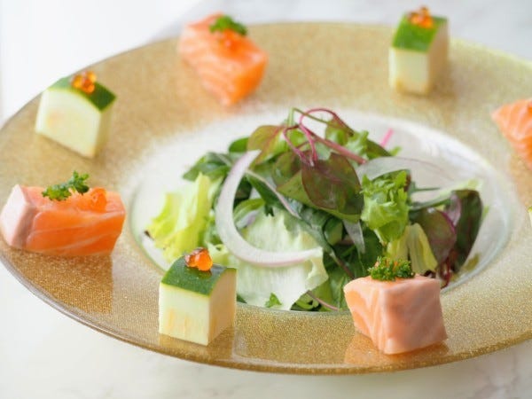 販売スタッフ・ブランド洋食器販売スタッフ・小売経験者（未経験OK）