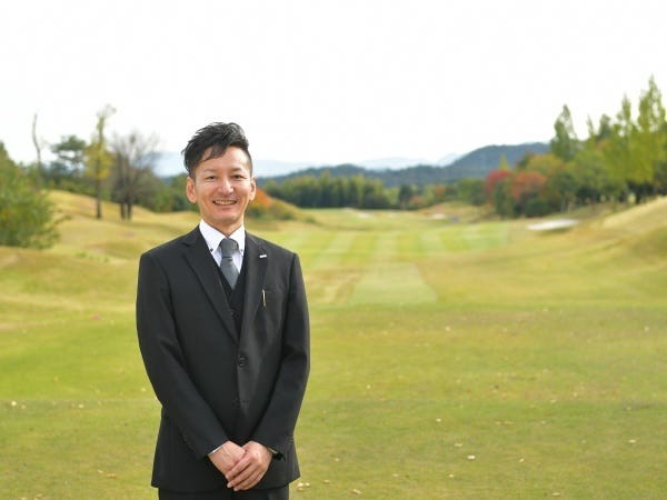 フロントスタッフ・ゴルフ場のフロントスタッフ（マイカー通勤OK・これまでの経験や資格）