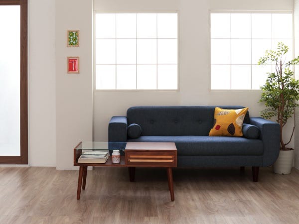 インテリアを中心に様々なものを扱っています。社内割引制度あり♪