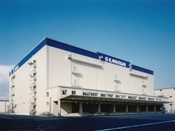 全国・海外に倉庫拠点があり、いろいろなお客様の貨物をお預かりしています