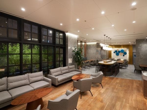 フロントスタッフ（未経験OK・未経験歓迎）