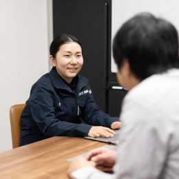 ほとんどの社員が未経験入社！教育体制も整っているので、分からないことがあれば相談してくださいね♪