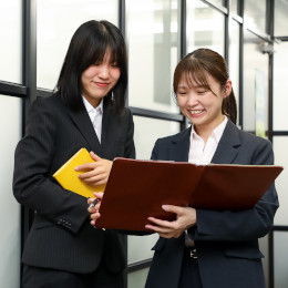 入社後は上司や先輩が丁寧に仕事を教えてくれるので、未経験の方も安心してスタートできます。