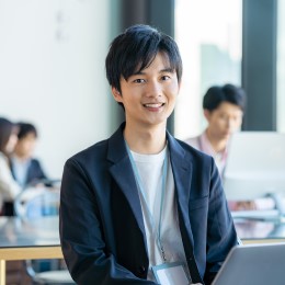 豊富な研修を通して、現場で求められる確かなスキルが身につきます。別職種へのキャリアチェンジも可能！