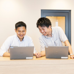 未経験であっても、知識は入社後に身に付けられますので、ぜひ気軽にエントリーしてください。
