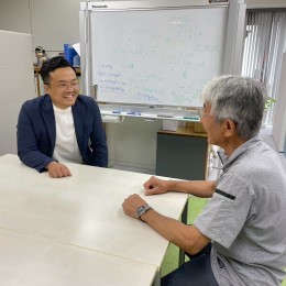 代表をはじめ先輩たちが分からないことは何でも教えてくれるので、意欲次第でドンドン成長できる環境です。