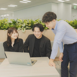 未経験スタートの20～30代が多数！活気あふれる職場です。