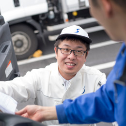 普通自動車運転免許があればだれでもドライバーデビュー！入社後も丁寧にサポートします。