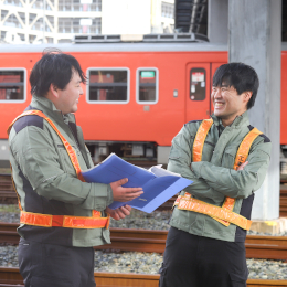 安定基盤のもと「駅」を中心に多彩な現場があるため、経験を活かしながら長期的に活躍しやすい環境です。