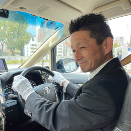 【研修・サポートが充実！】ほぼ100%が未経験で入社。男女問わず、幅広い年代・前職の社員が活躍中！