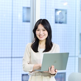 社員を第一に考えた環境や制度をご用意。あなたの成長をサポートをしていきます。