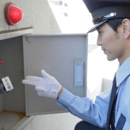 気付きがあれば『提案カード』で上司に報告！あなたの声がビルのより良い環境改善に繋がります。