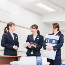 約9割の社員が中途入社のため睡眠や商品知識をイチから学べる研修制度が整っており、未経験でも安心です。