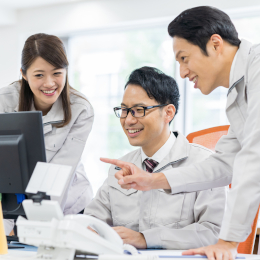 残業も少なめのため、オンオフメリハリをつけて働くことができます。