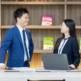大手の安定感を持ちつつ、新規事業立ち上げや経営参加など、チャレンジできる環境が整っています。