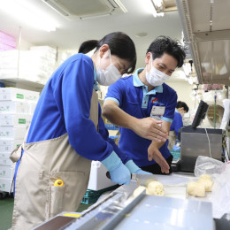 未経験スタートの方も大歓迎！万全の教育体制と働きやすさが揃っており、安心して成長して頂ける環境です。